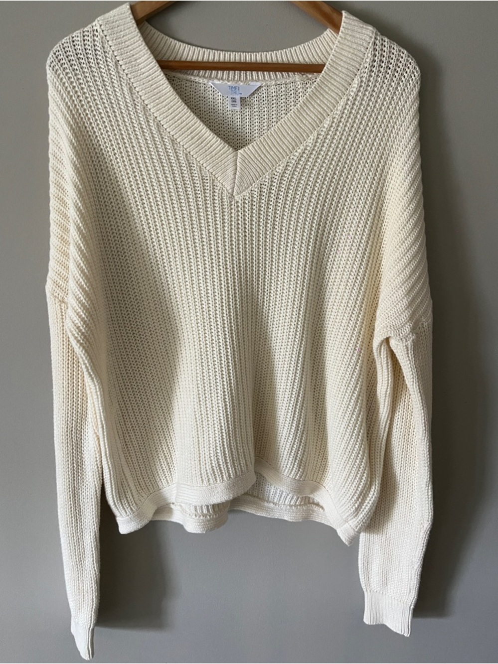 Time and Tru Cream V-Neck Knit Sweater